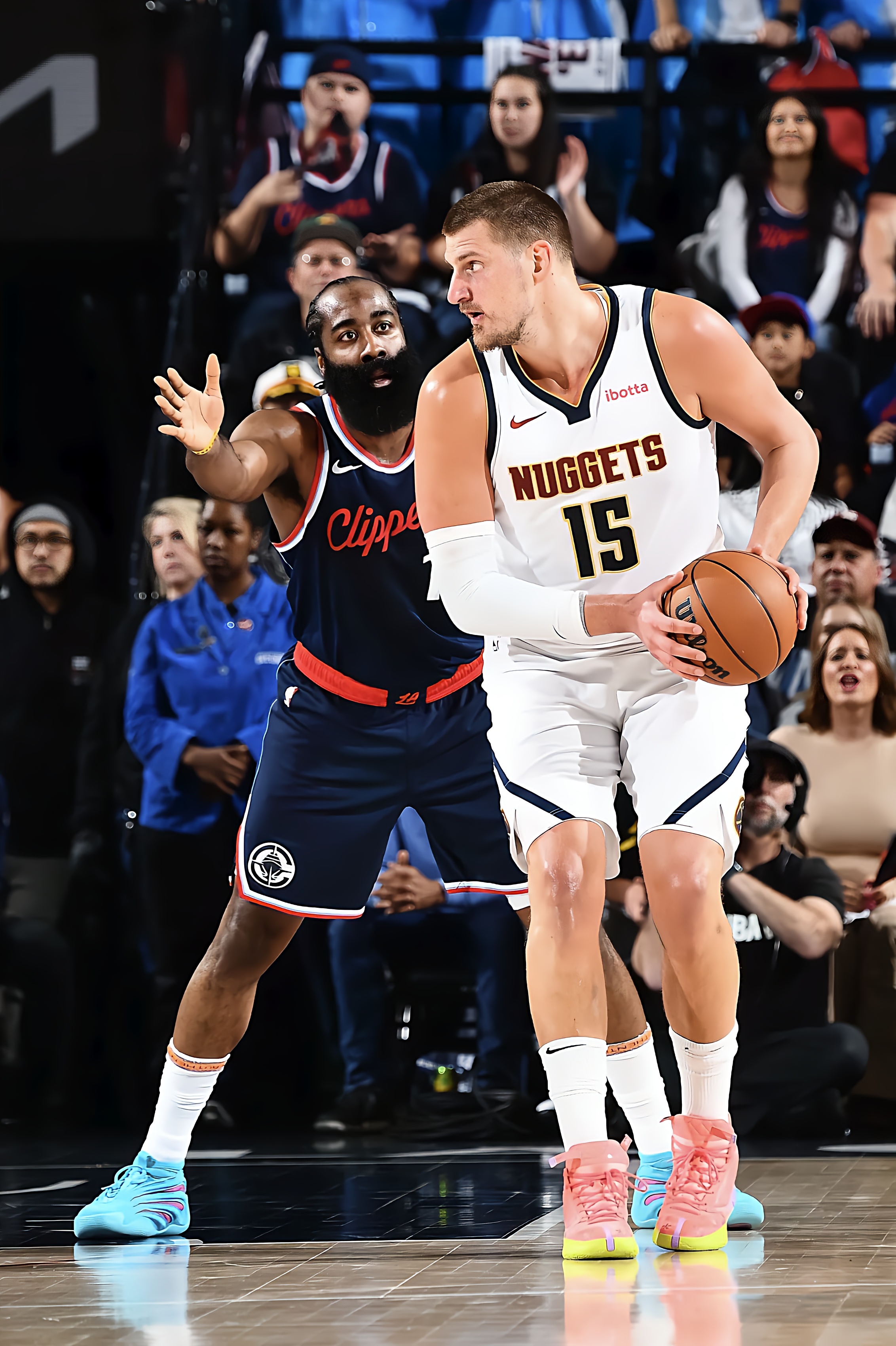 亚搏体育官网-包含这也行？山东男篮手感冰凉备战NBA季后赛今夜巴黎圣日耳曼豪取连胜，克里夫兰骑士队长鼓劲的词条